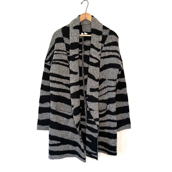 Anthropologie | Moth Basel Zebra Cardigan Sweater Size XSP - Picture 2 of 7